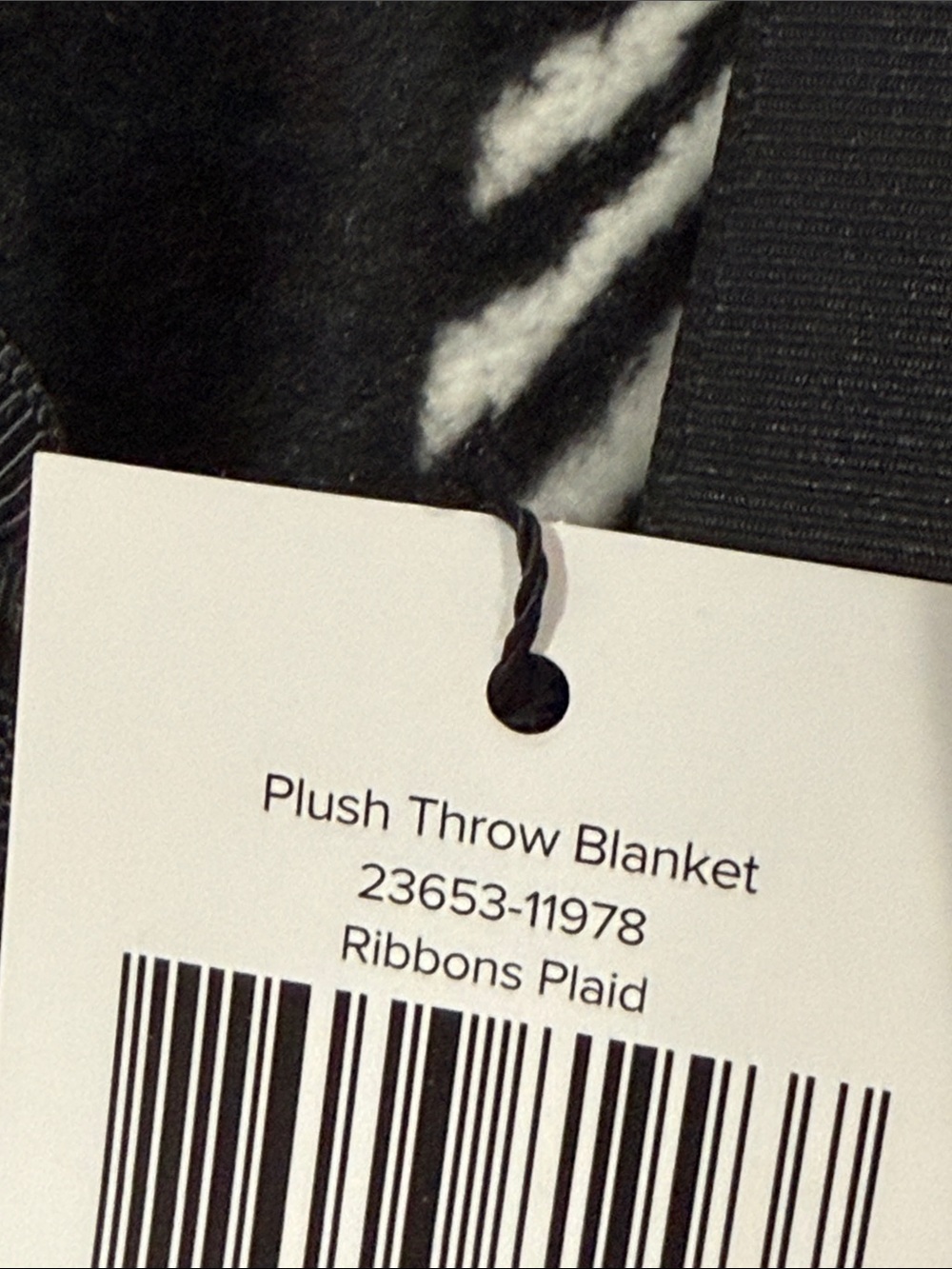 Vera Bradley Black Plaid Fleece Throw with Pink, Green & Blue Accents NWT - Picture 5 of 5